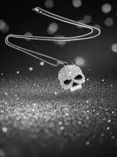 Sparkly Skullette Pendant Neck